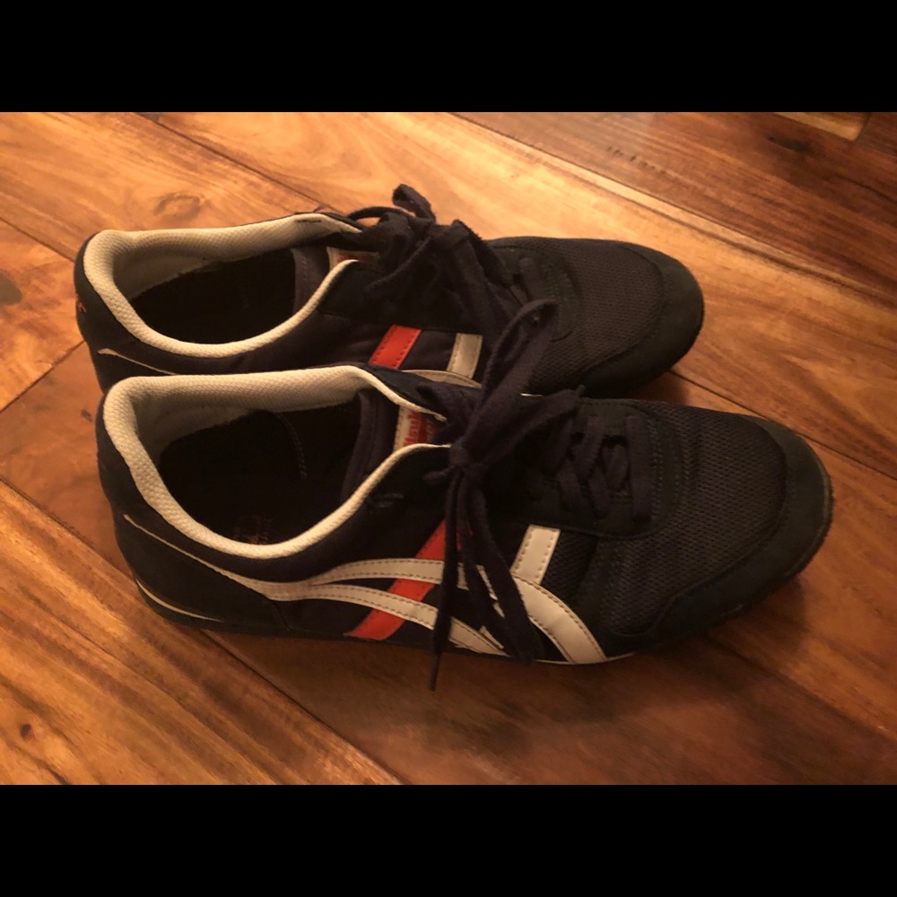 Tiger shoes